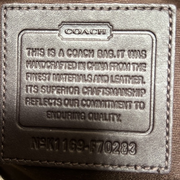 Coach shoulder bag - Picture 3 of 14